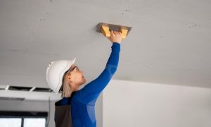 Надежный монтаж натяжных потолков без пыли и повреждений ремонта